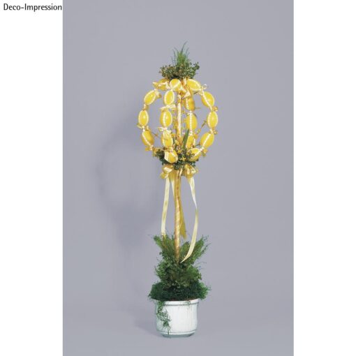 dekorierter Osterbaum mit Gestell