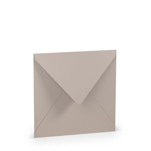 Quadratischer Umschlag in Taupe