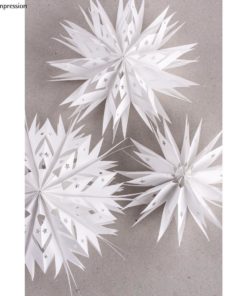 Sterne aus Papiertüten, weiß