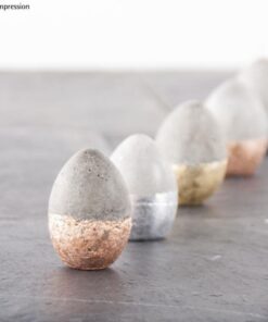 Beton-Eier aus Kerzengießform Ei